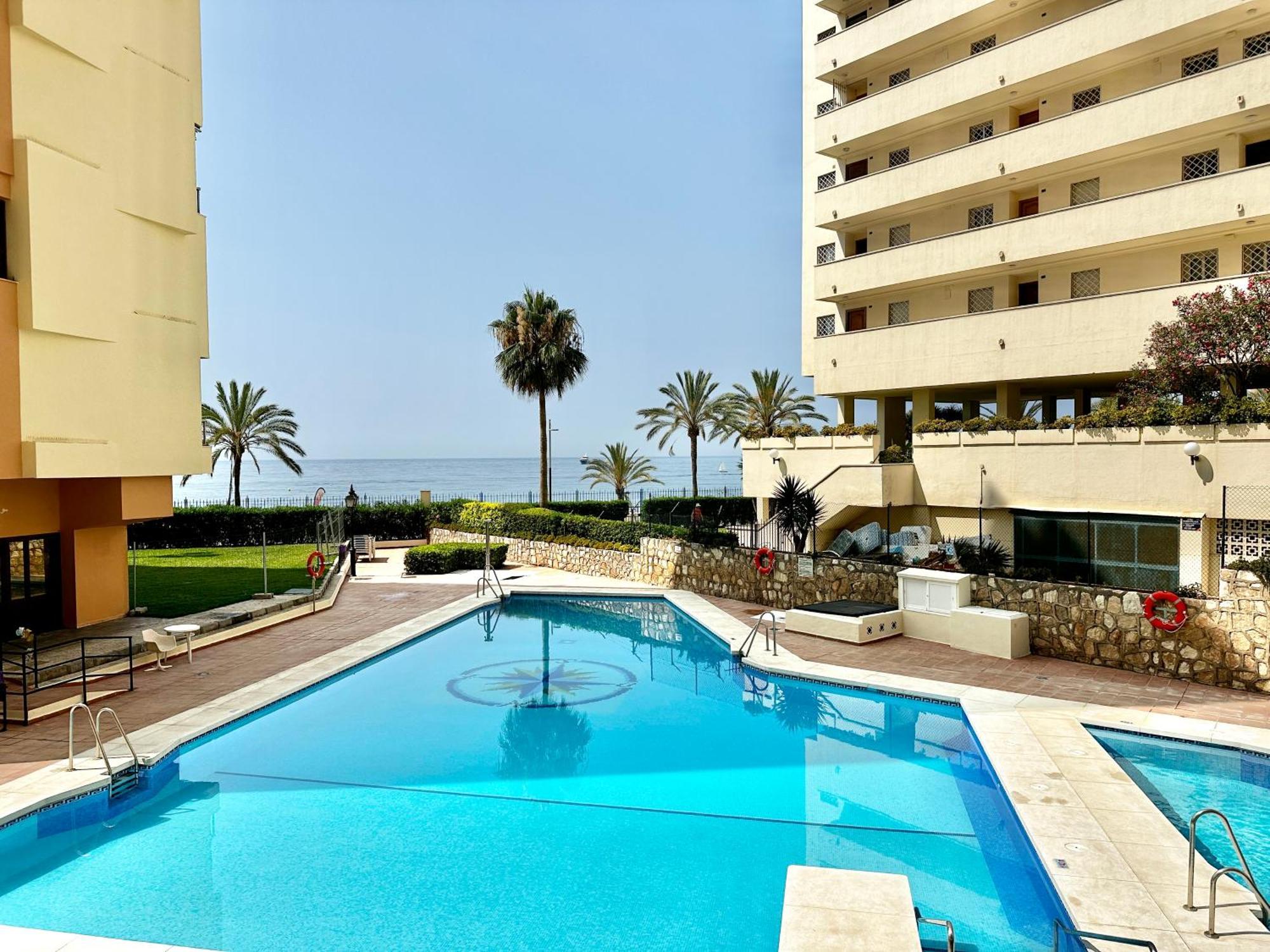 Loft 18 Beachfront Marbella Center Zewnętrze zdjęcie